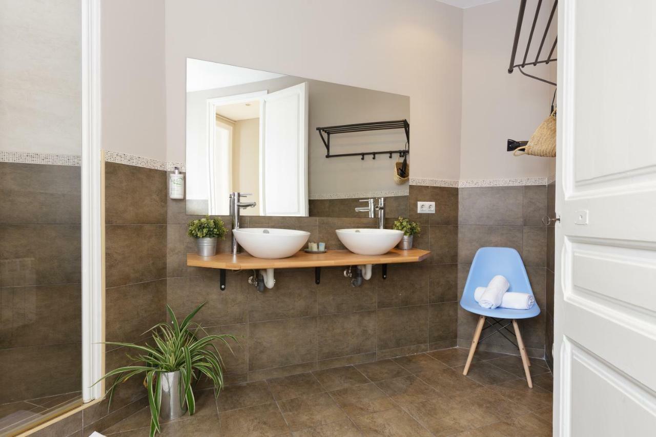 Key Barcelona Housing Apartment ภายนอก รูปภาพ