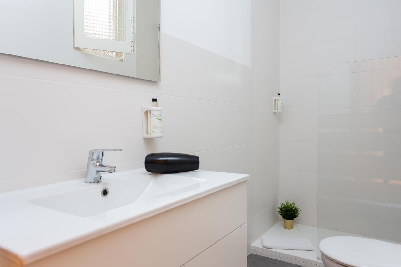Key Barcelona Housing Apartment ภายนอก รูปภาพ